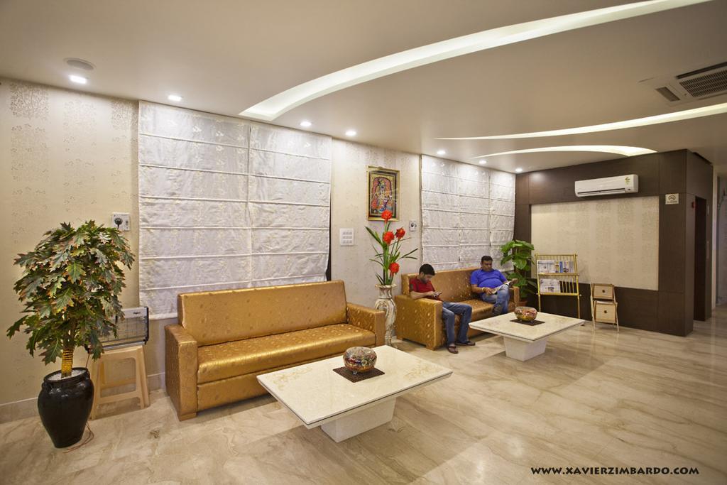 โฮเต็ล กฤษณัม วรินดาวัน Hotel ภายนอก รูปภาพ
